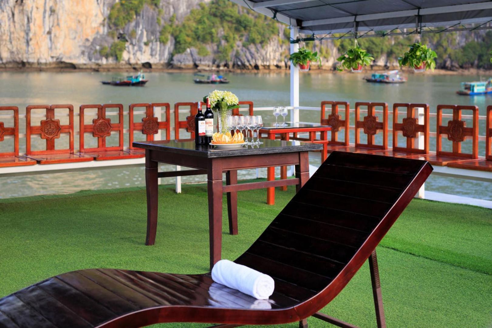 Cozy Bay Classic Cruise Χα Λονγκ Εξωτερικό φωτογραφία